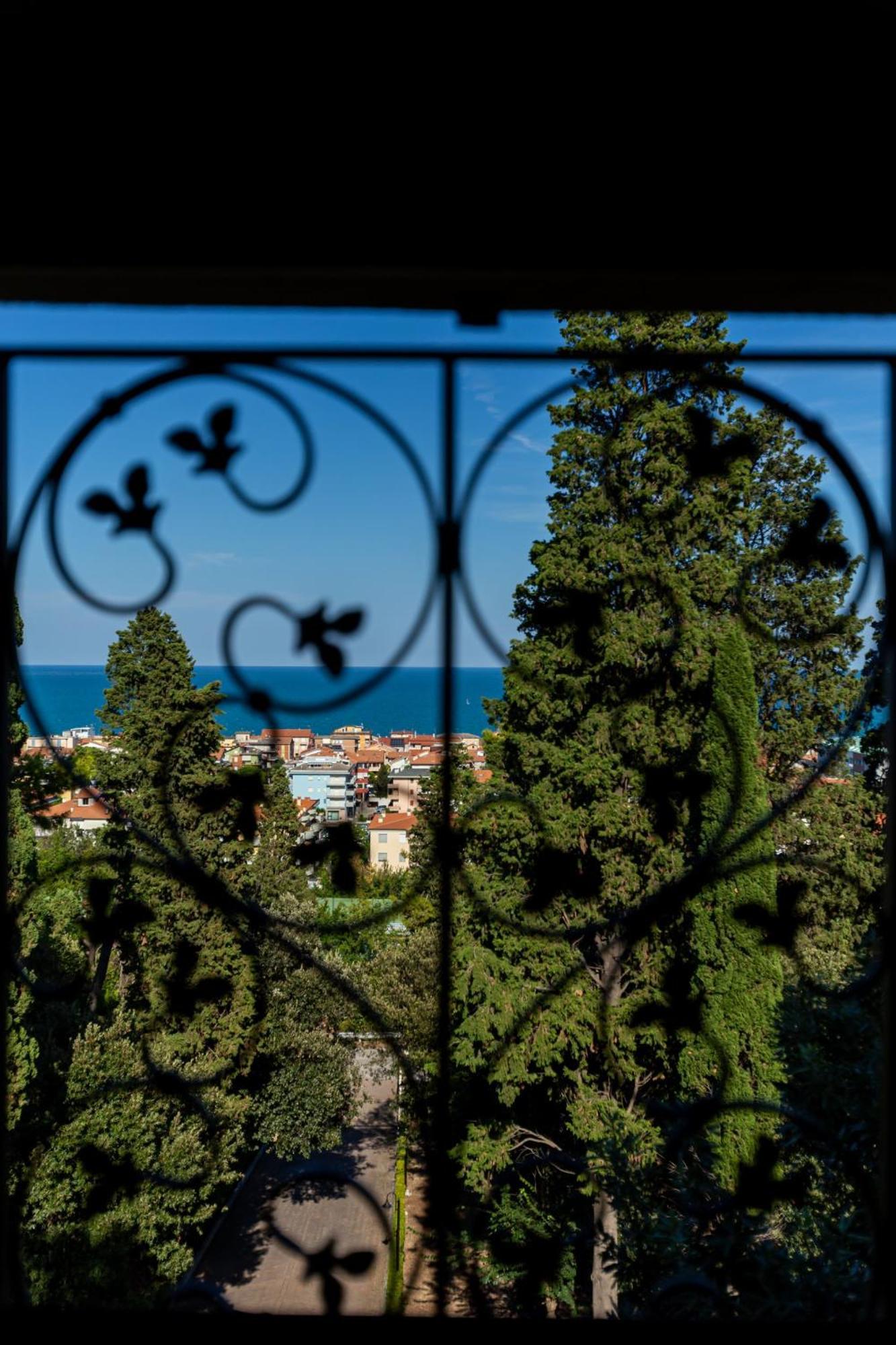 Hotel L'Antico Uliveto Porto Potenza Picena Zimmer foto